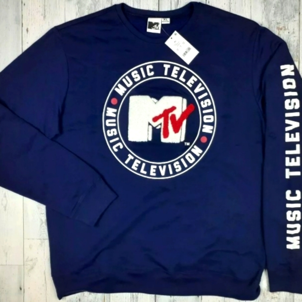 NWT MTV Music Television Men's XL Long Sleeve Graphic T-Shirt Embroidered NEW
